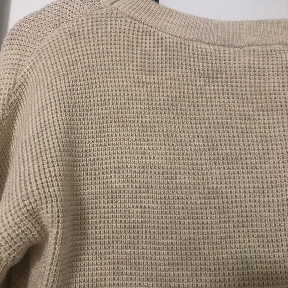 Sweater - Picture 5 of 5